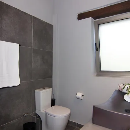 Lithorama Mani - Second Floor